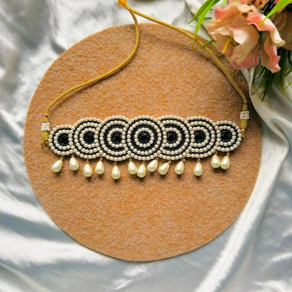 Luna Choker - Black
