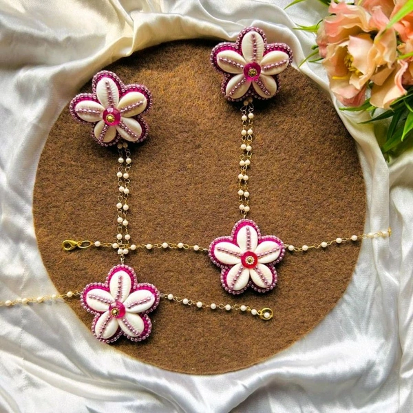 Shell Flower Hathphool  - Pair, pink