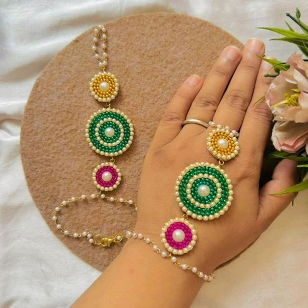 Pearl Hathphool  - multicolour, Pair