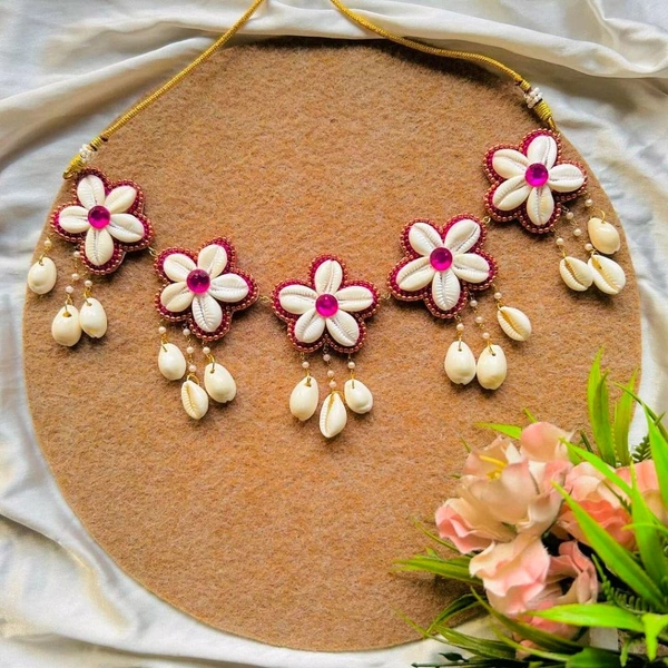 Cowrie Necklace  - orange n pink
