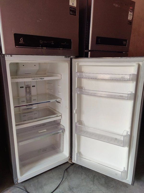 Whirlpool 340 L Frost Free Double Door 3 Star Convertible Refrigerator - 340L