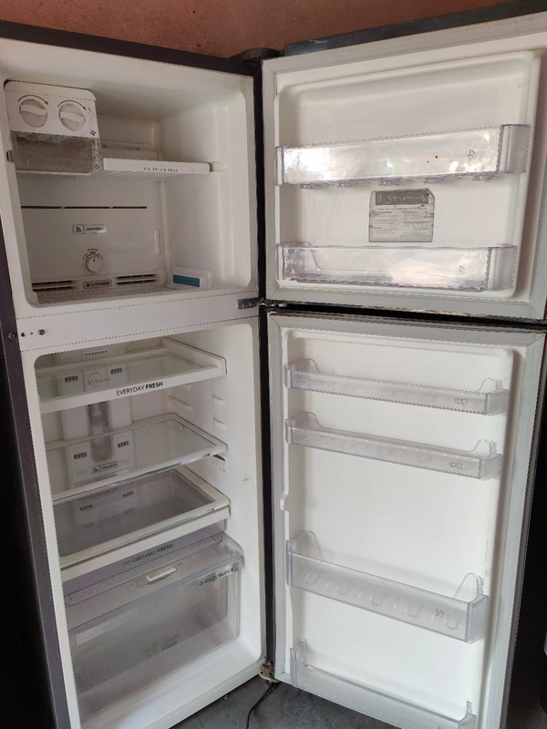 Whirlpool 340 L Frost Free Double Door 3 Star Convertible Refrigerator - 340L