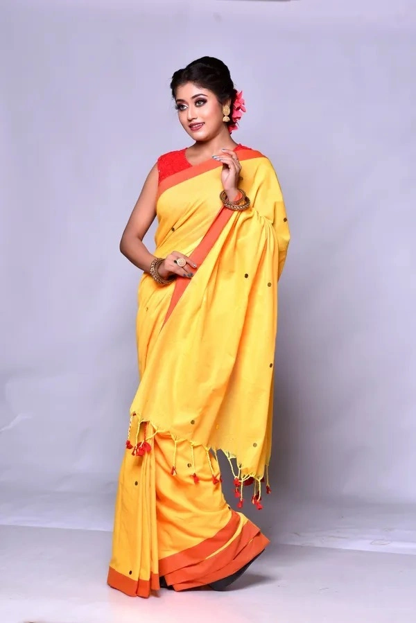 Gini Sequence Woven Mul Cotton Saree - Yellow