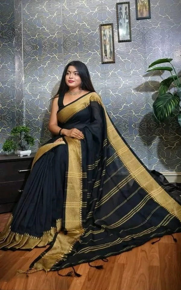 Som Handloom Woven Temple Border Cotton Saree - Black