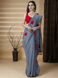 Handloom Floral Embroidered Cotton Blend Saree - Gray