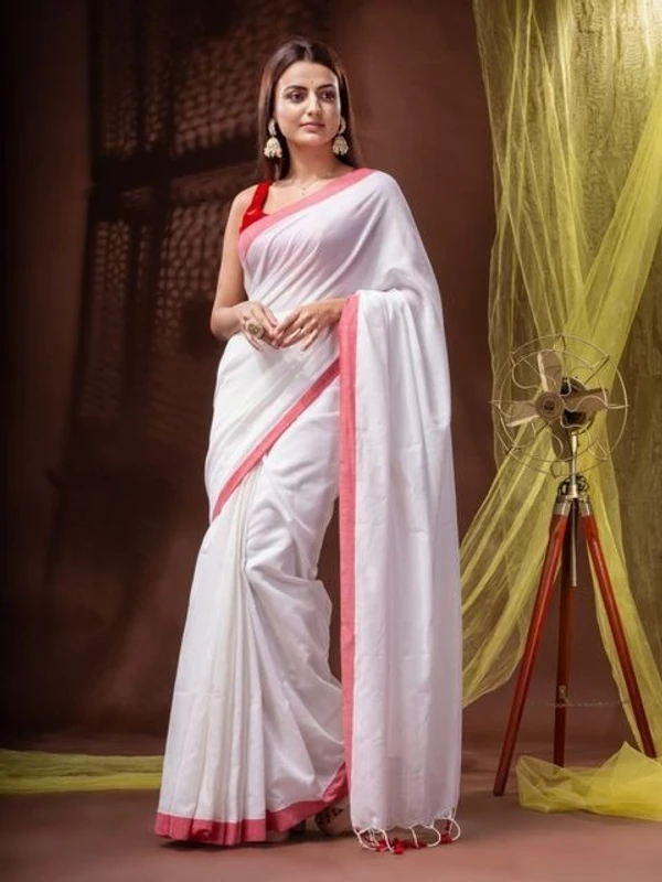 Handloom Solid Color Contrast Border Cotton Saree  - White