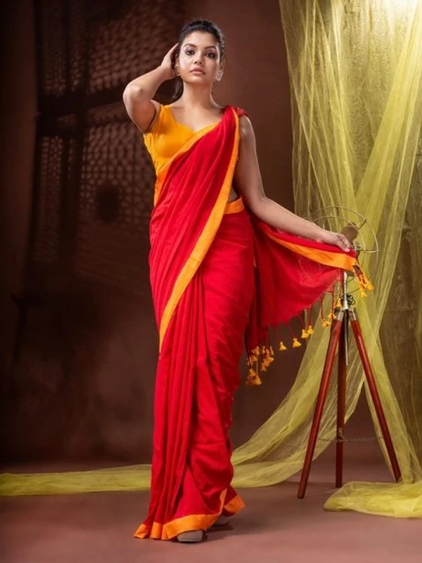 Handloom Solid Color Contrast Border Saree  - Red, Cotton, Cotton (CK)