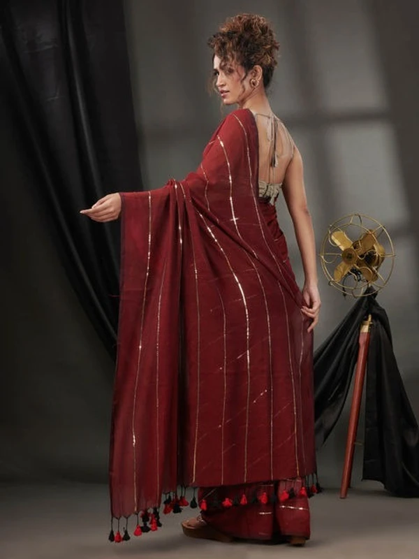 Handloom Sequence Chain Cotton Saree  - Maroon