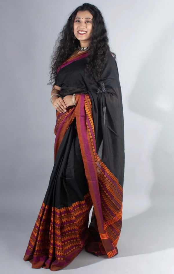 Handloom Begampuri Work Cotton Saree - Black & Red