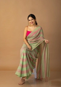 Handloom Self Contrast Strip Cotton Saree