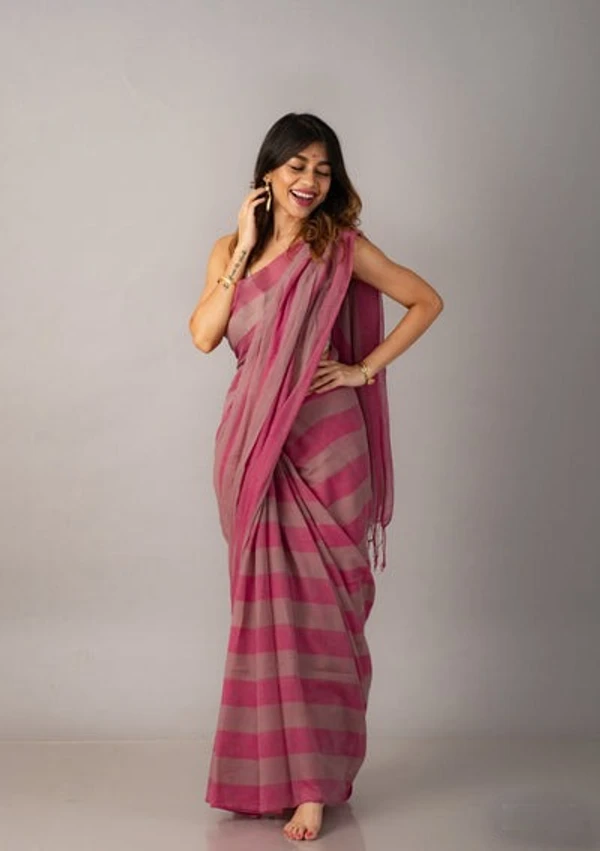 Handloom Self Contrast Strip Cotton Saree