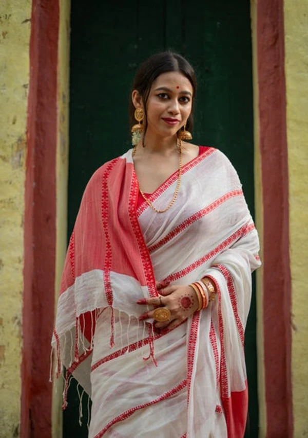 Handloom Jamdani Woven Cotton Saree - Free, White