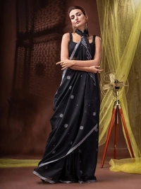 Handloom Floral Motive Saree - Black, Soft Cotton