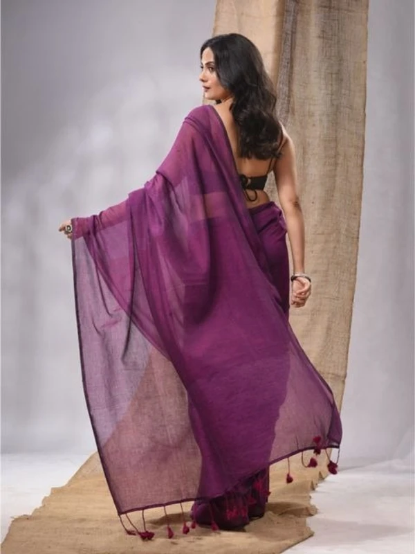 Handloom Solid Color Mul Cotton Saree - Free, Electric Violet