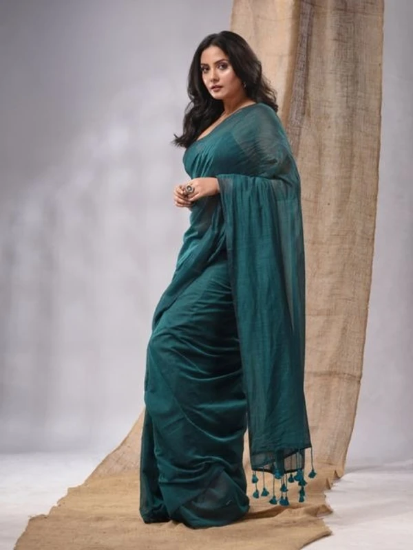 Handloom Solid Color Mul Cotton Saree - Free, Teal