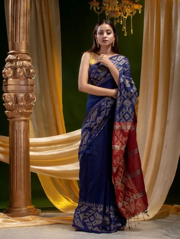 Handloom Jamdani Border Saree - Free, Navy Blue