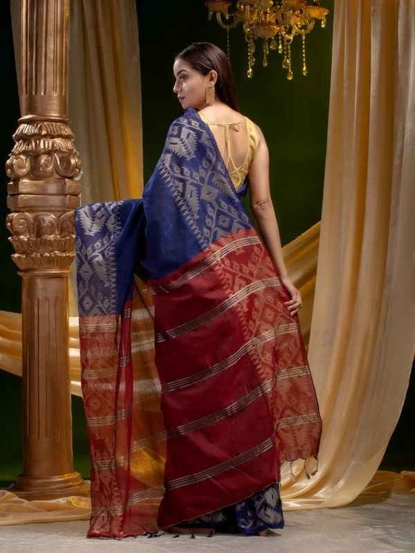 Handloom Jamdani Border Saree - Free, Navy Blue