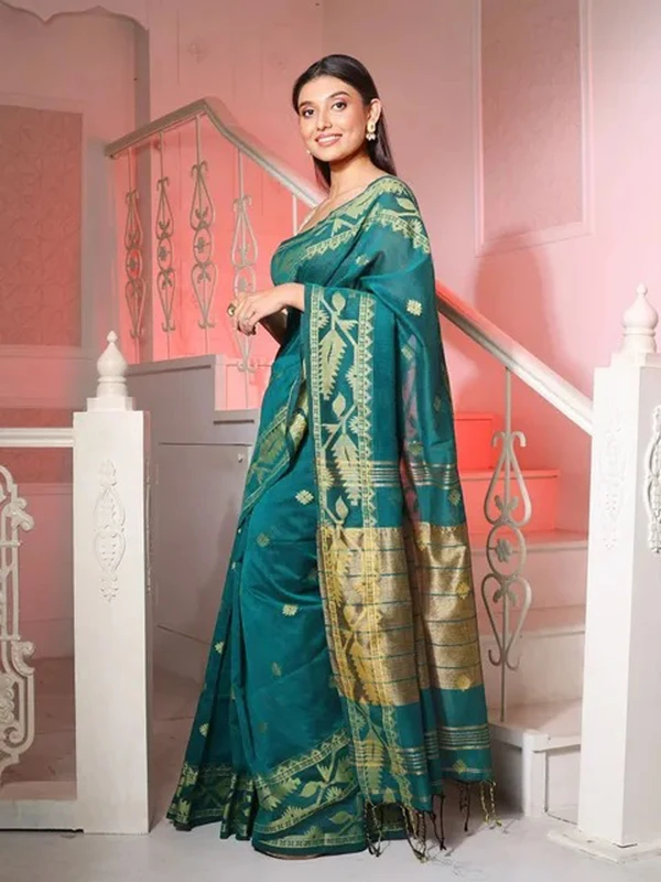 Handloom Jamdani Border Saree - Free, Cardin Green