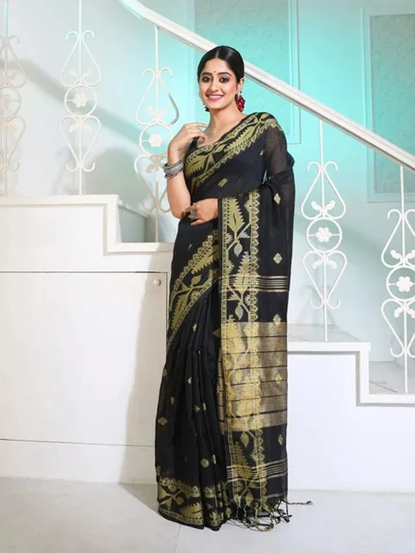 Handloom Jamdani Border Saree - Free, Black