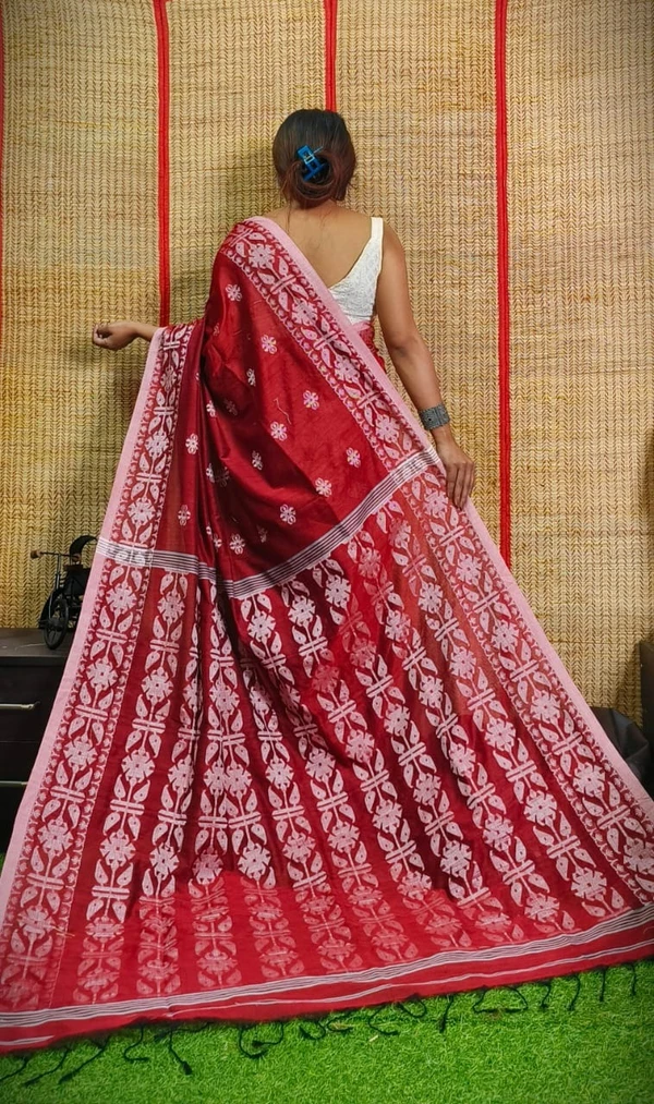 Handloom Khadi Jamdani - Free, Red