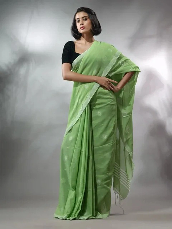 Handloom Floral Motive Saree - Pastel Green