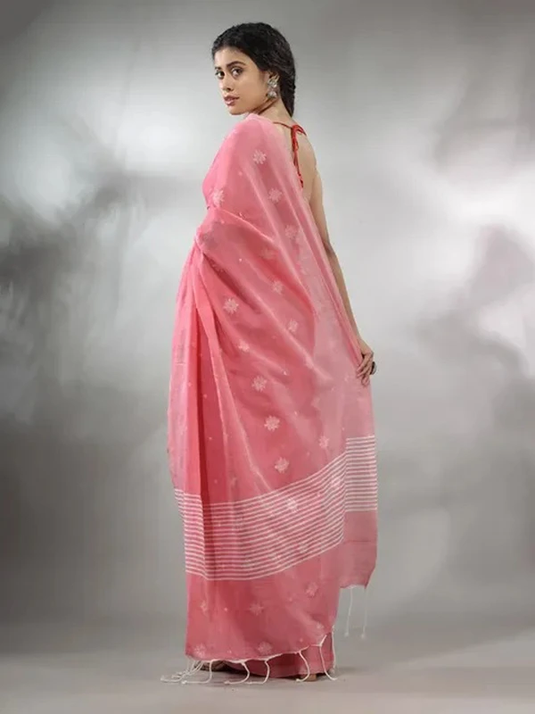 Handloom Floral Motive Saree - Salmon