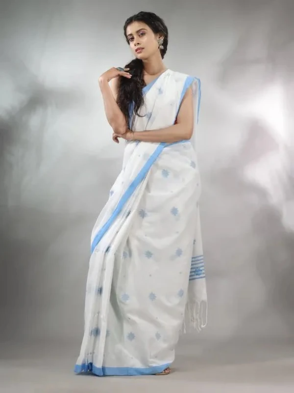 Handloom Floral Motive Saree - White