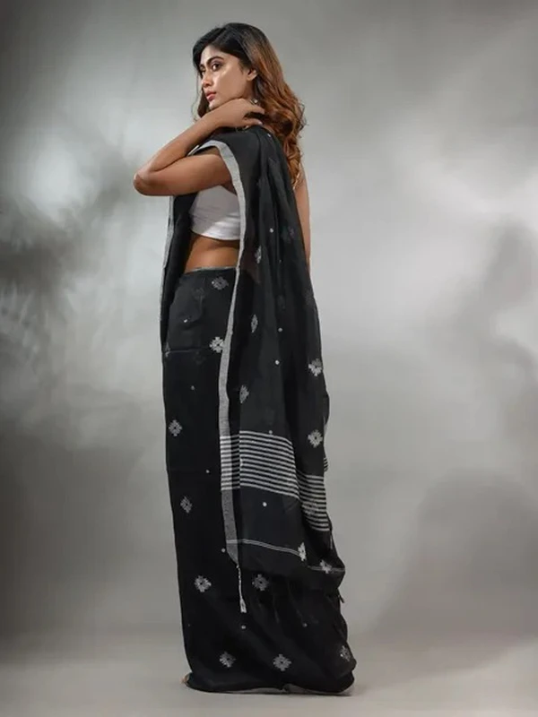 Handloom Floral Motive Saree - Black, Cotton, Cotton (CK)