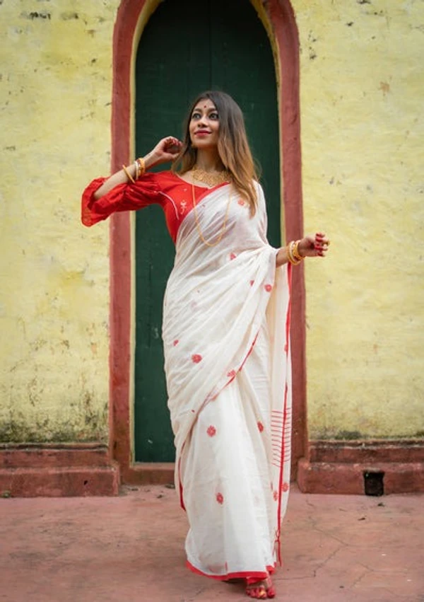 Handloom Floral Motive Saree - White & Red, Cotton, Cotton (CK)