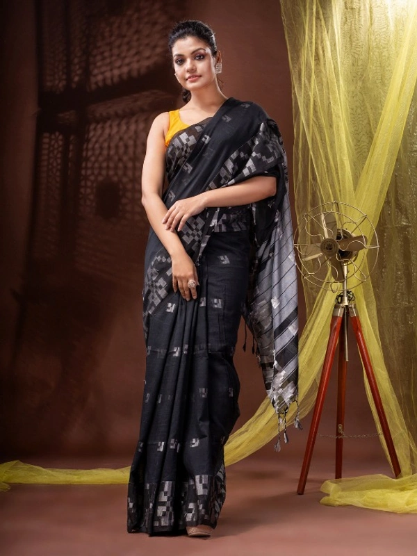 Handloom Woven Border Saree - 6.5 Meter, Black