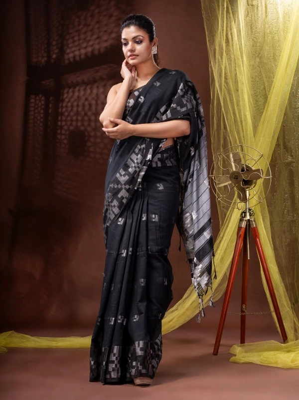 Handloom Woven Border Saree - 6.5 Meter, Black