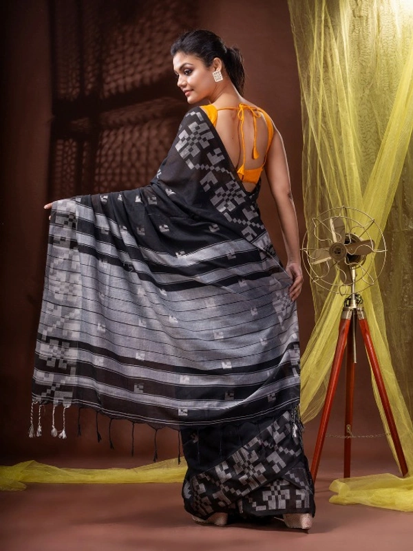 Handloom Woven Border Saree - 6.5 Meter, Black