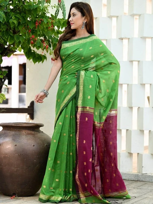 Handloom Floral Buta Cotton Silk Saree - Free, Green & Magenta