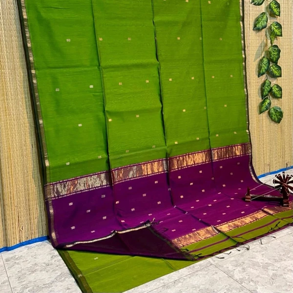 Handloom Floral Buta Cotton Silk Saree - Free, Green & Magenta