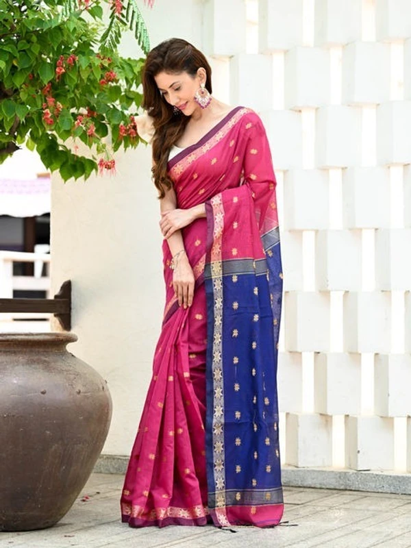 Handloom Floral Buta Cotton Silk Saree - Free, Magenta & Blue