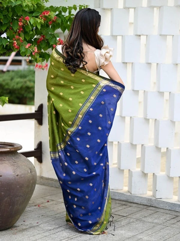 Handloom Floral Buta Cotton Silk Saree - Free, Olive & Blue