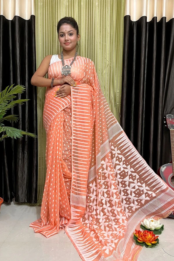 Handloom Zari Woven Jamdani