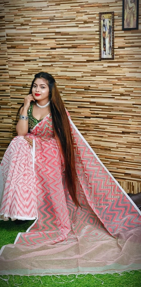 Handloom ZigZag Zari Woven Jamdani