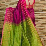 Handloom Floral Buta Cotton Silk Saree - Free, Magenta & Green