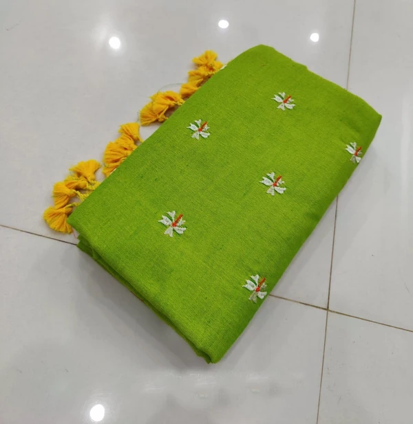 Handloom Floral Embroidered Cotton Saree - Bilbao