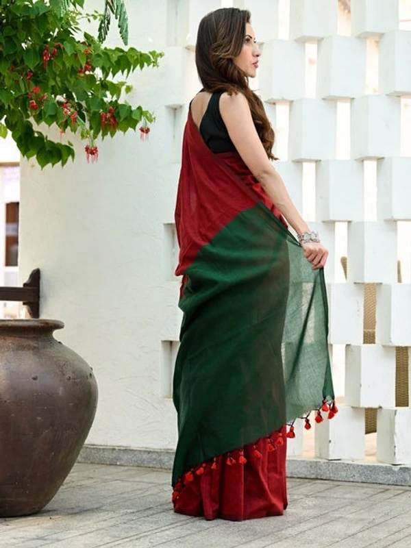 Handloom Solid Color Contrast Pallu Saree - Mexican Red, Cotton (CK)