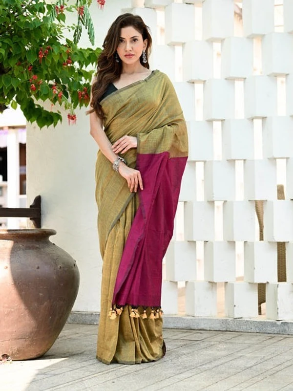 Handloom Solid Color Contrast Pallu Saree - Sahara, Cotton (CK)