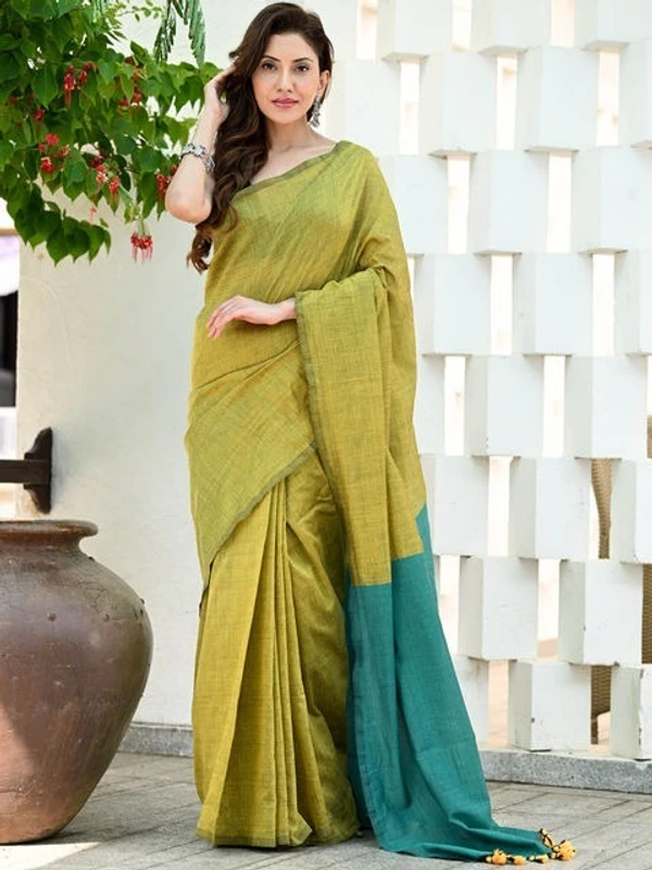 Handloom Solid Color Contrast Pallu Saree - Olive, Cotton (CK)