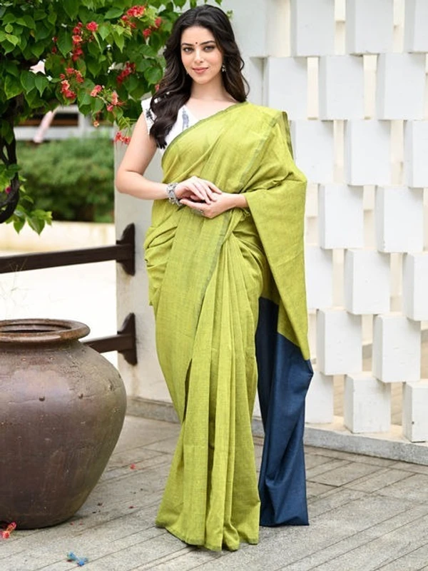 Handloom Solid Color Contrast Pallu Saree - Celery, Cotton (CK)