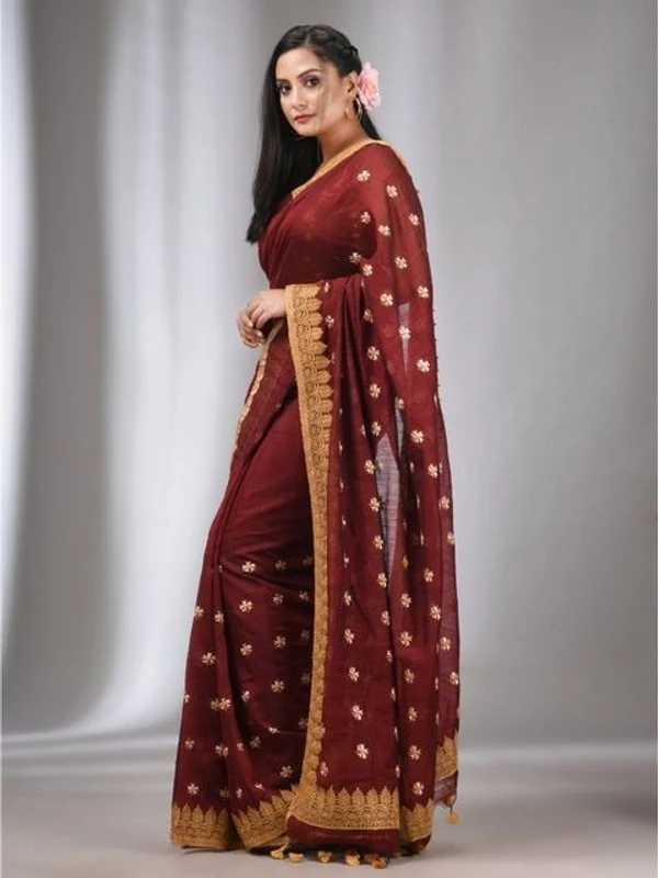 Handloom Woven Lace Border Saree - Red Berry