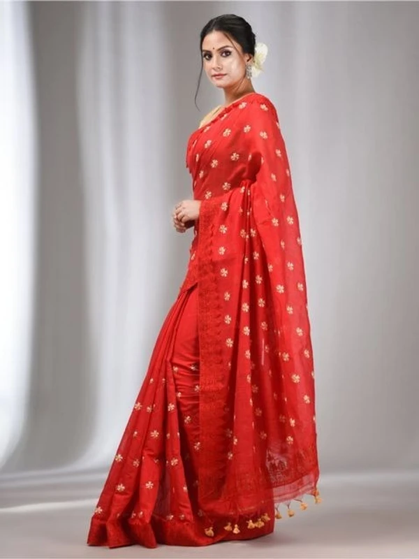 Handloom Woven Lace Border Saree - Red