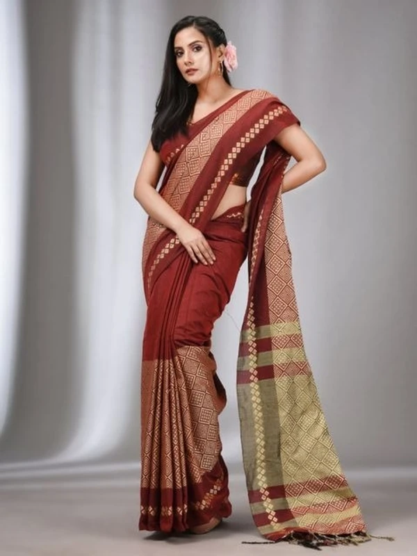 Handloom Contrast Woven Border Saree - Brown