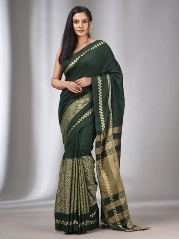 Handloom Contrast Woven Border Saree - Cardin Green