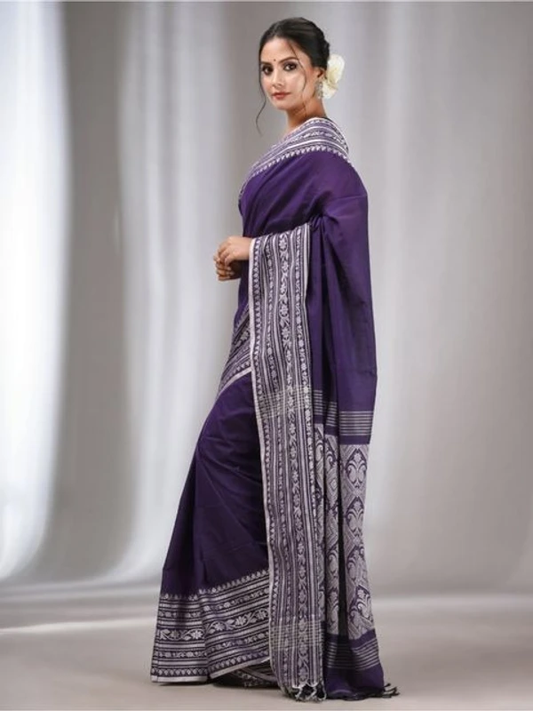 Handloom Ganga Jamuna Woven Border Saree - Gigas