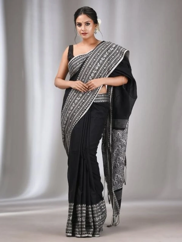 Handloom Ganga Jamuna Woven Border Saree - Black